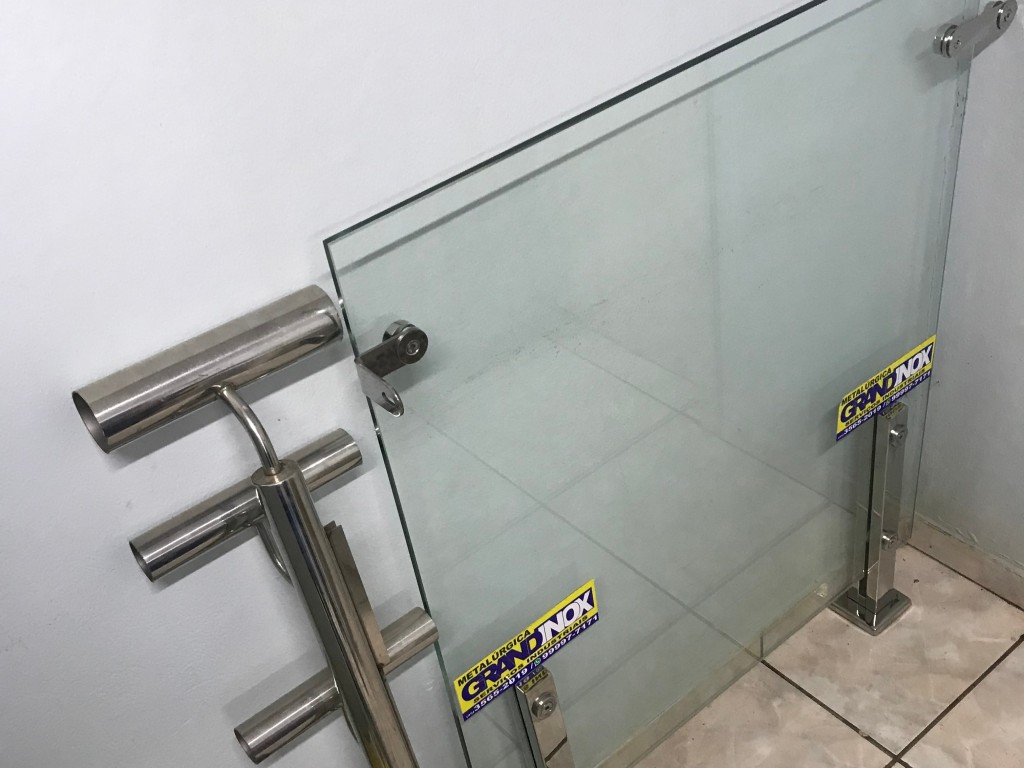 Imagem do produto Corrimão com torre de aço inox 304